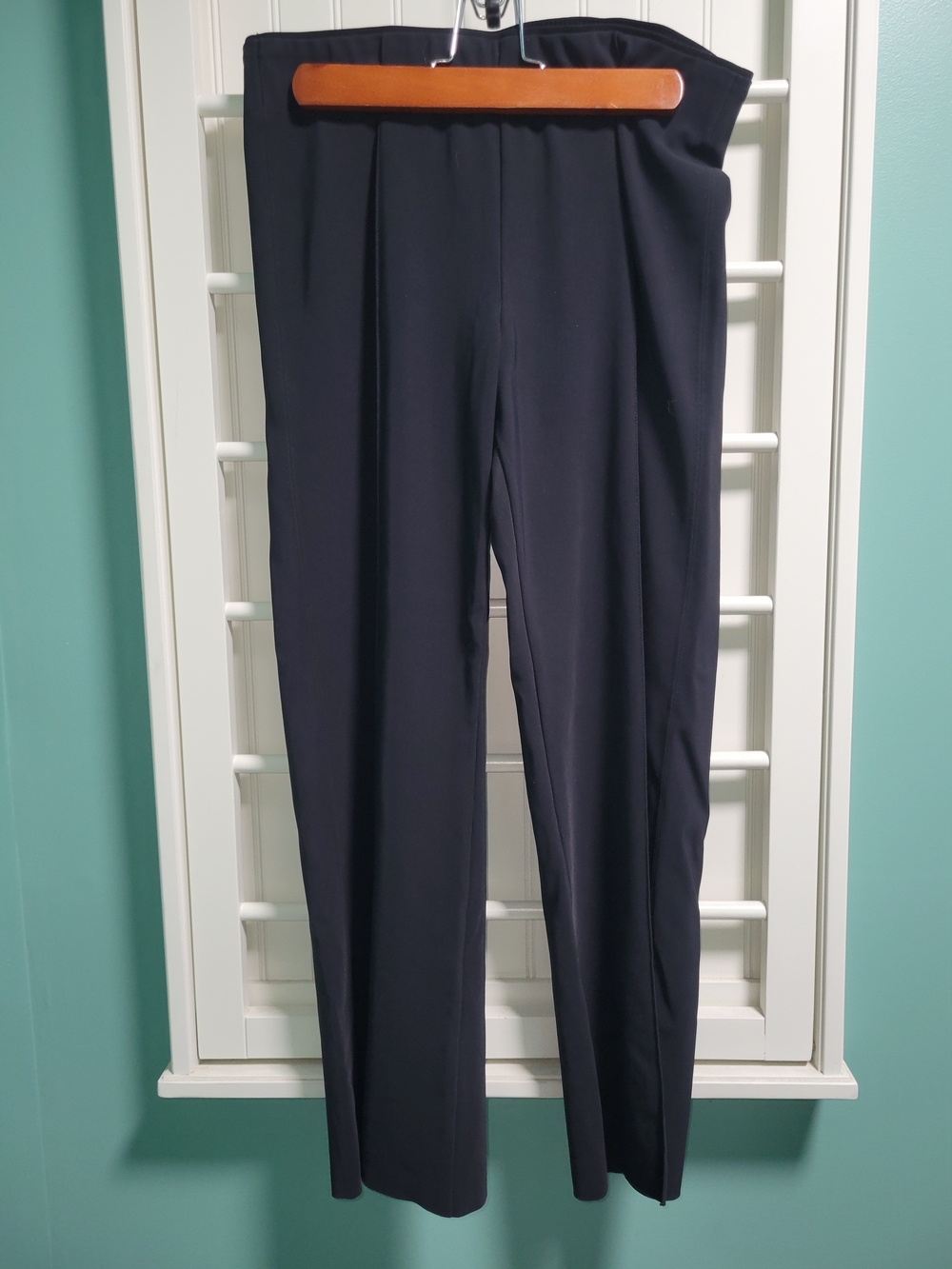 Athleta Black Cropped Straight-Leg Pants Size Medium